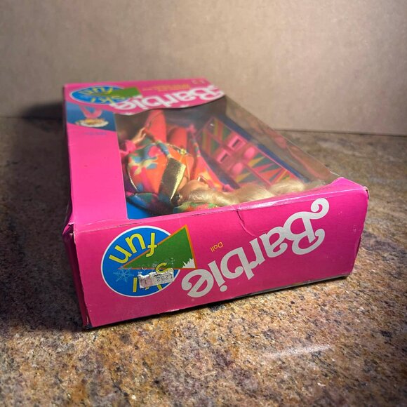 Mattel 1991 “Ski Fun” Barbie Doll *NEW* - Picture 7 of 9